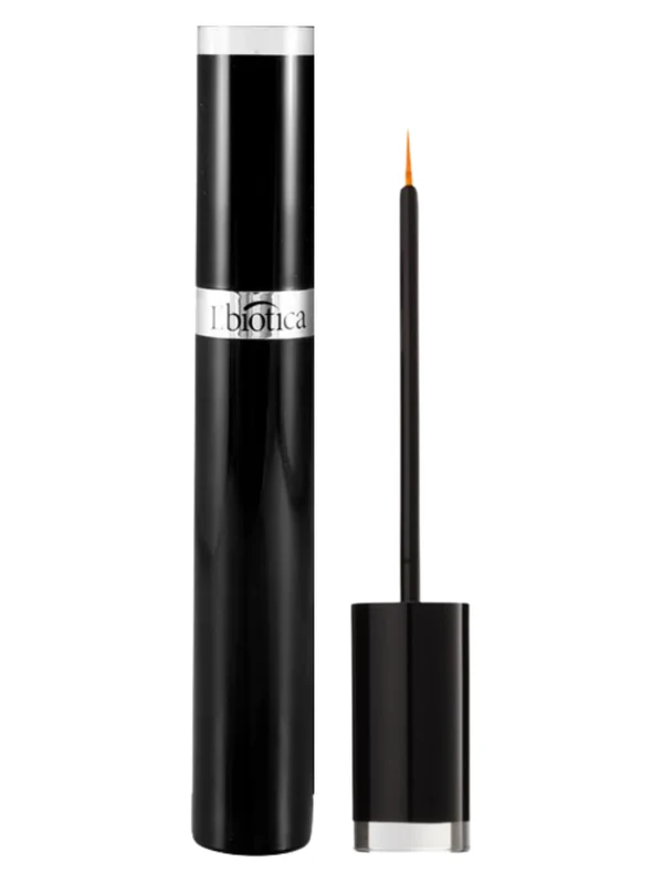 L'biotica Lash Serum — opakowanie preparatu